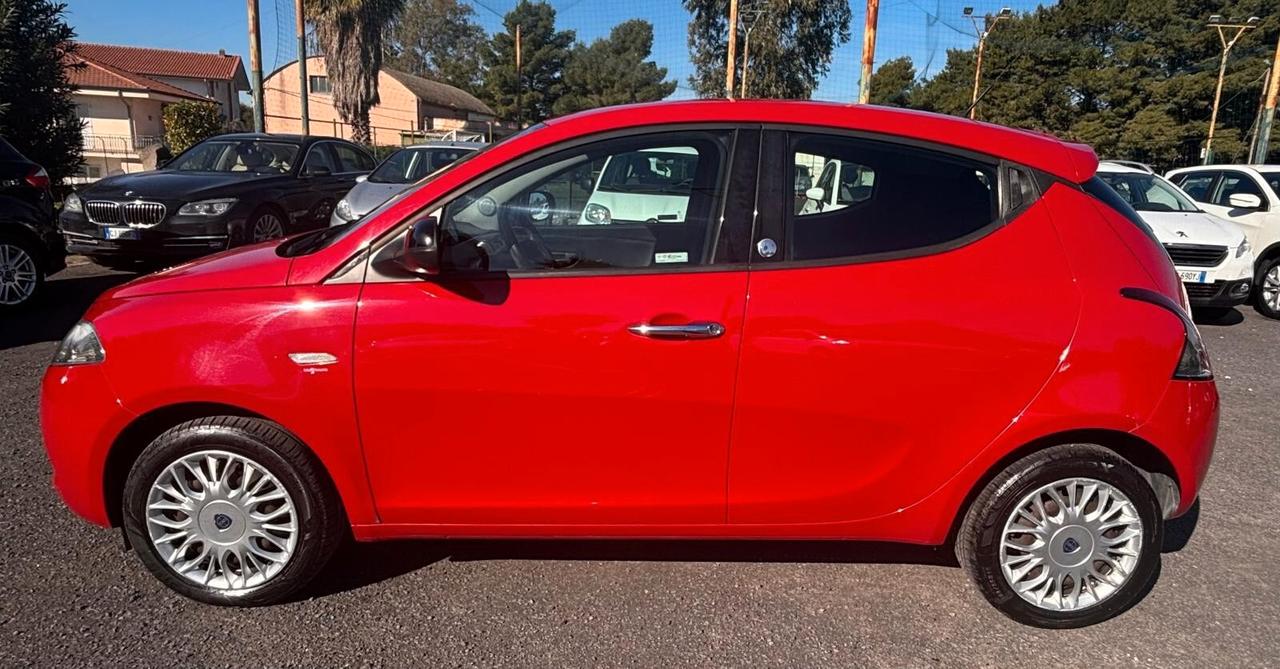 Lancia Ypsilon 1.2 69 CV 5 porte GPL Ecochic Gold