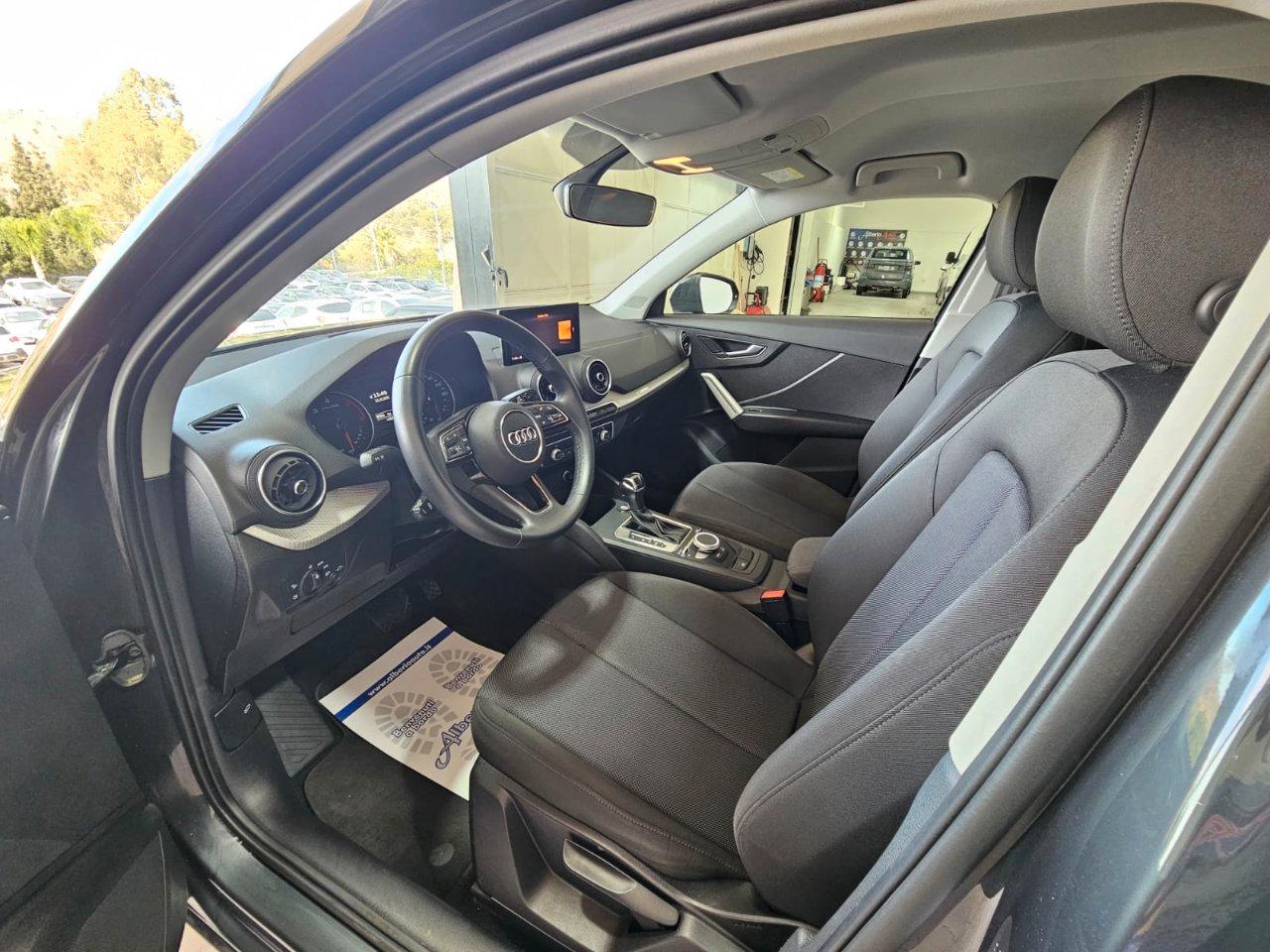 Audi Q2 30 2.0 tdi Business s-tronic
