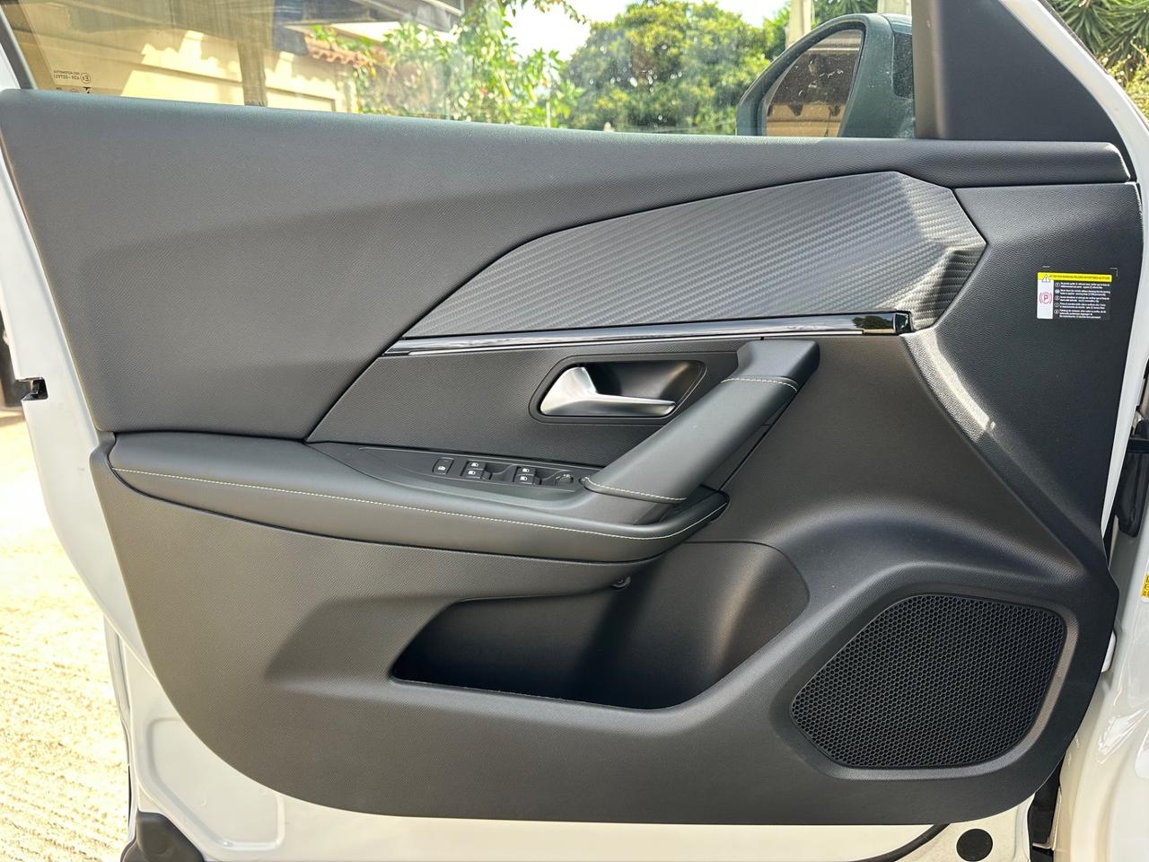 Peugeot 2008 BlueHDi 130 S&S EAT8 GT