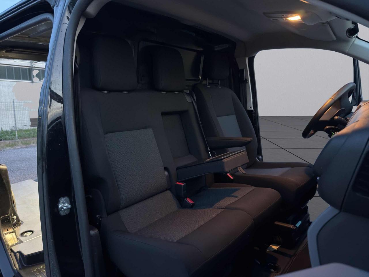 Opel Vivaro 2.0 Diesel 145 CV(L1H1)ENJOY AT8 AUTOMATICO-NAVI-