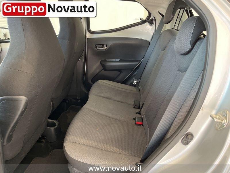 Toyota Aygo Aygo Connect 1.0 VVT-i 72 CV 5 porte x-play
