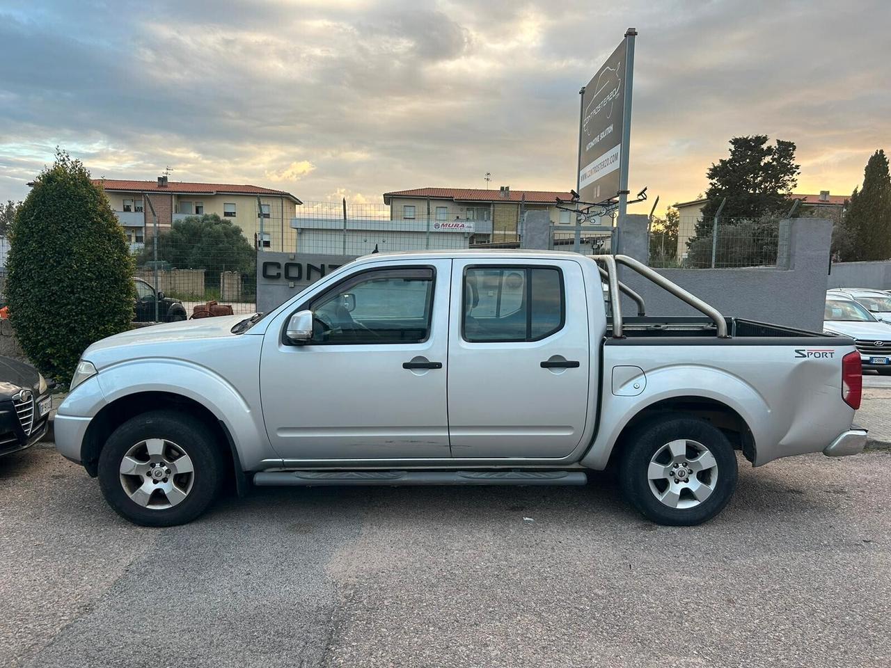 NISSAN NAVARA PERMUTA