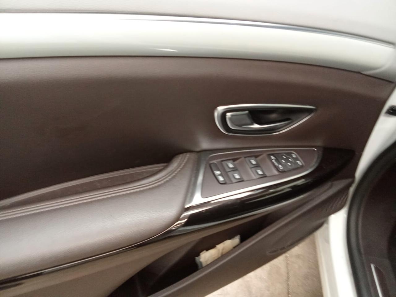 Renault Espace dCi 160CV EDC Energy Initiale Paris 4Control