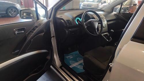 Toyota Corolla Verso 1.6 16V GPL