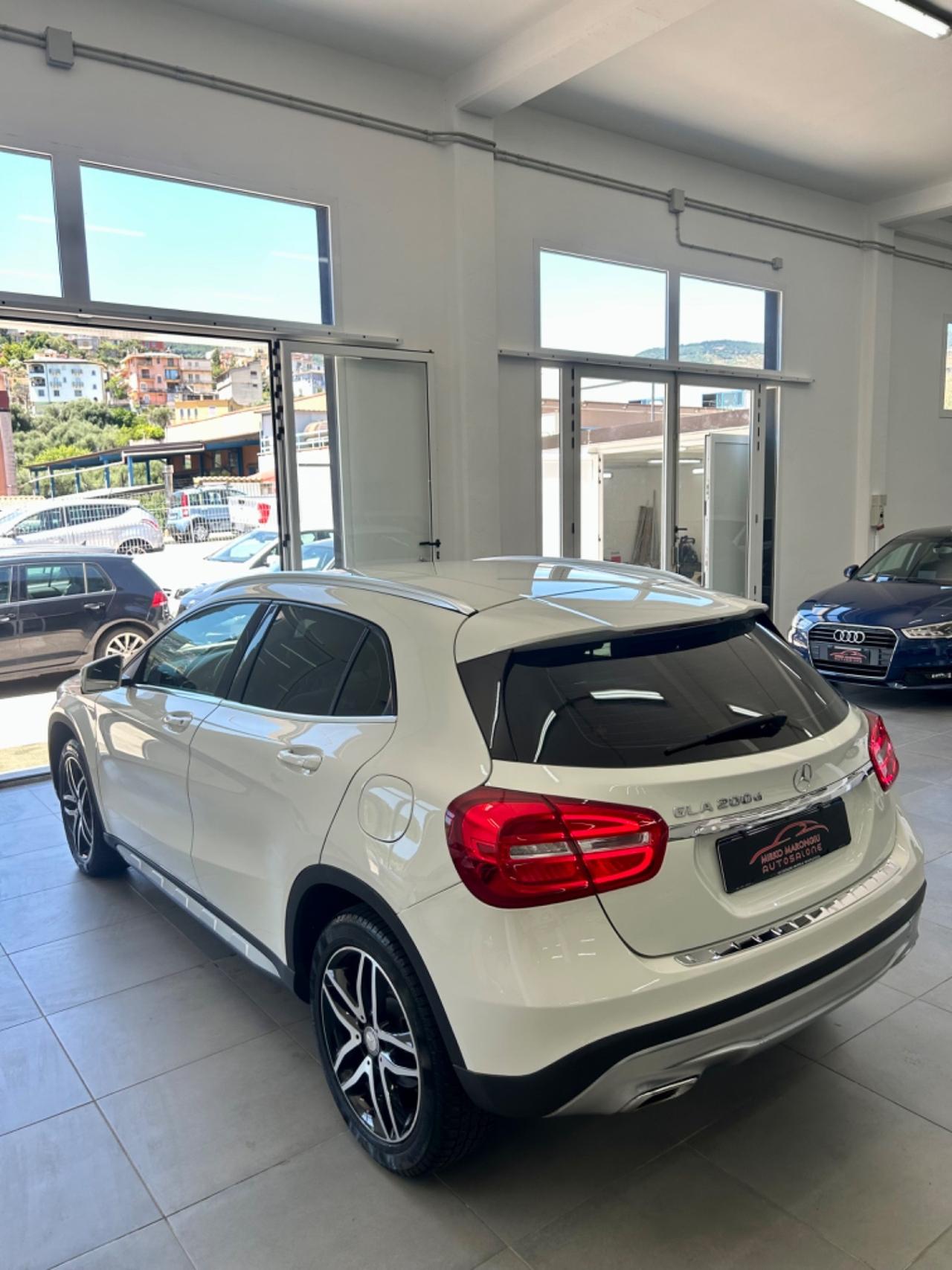 Mercedes GLA 200 SPORT ENDURO finanziabile