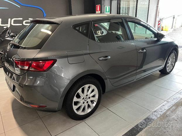 SEAT Leon 1.6 TDI 105 CV 5p. Style
