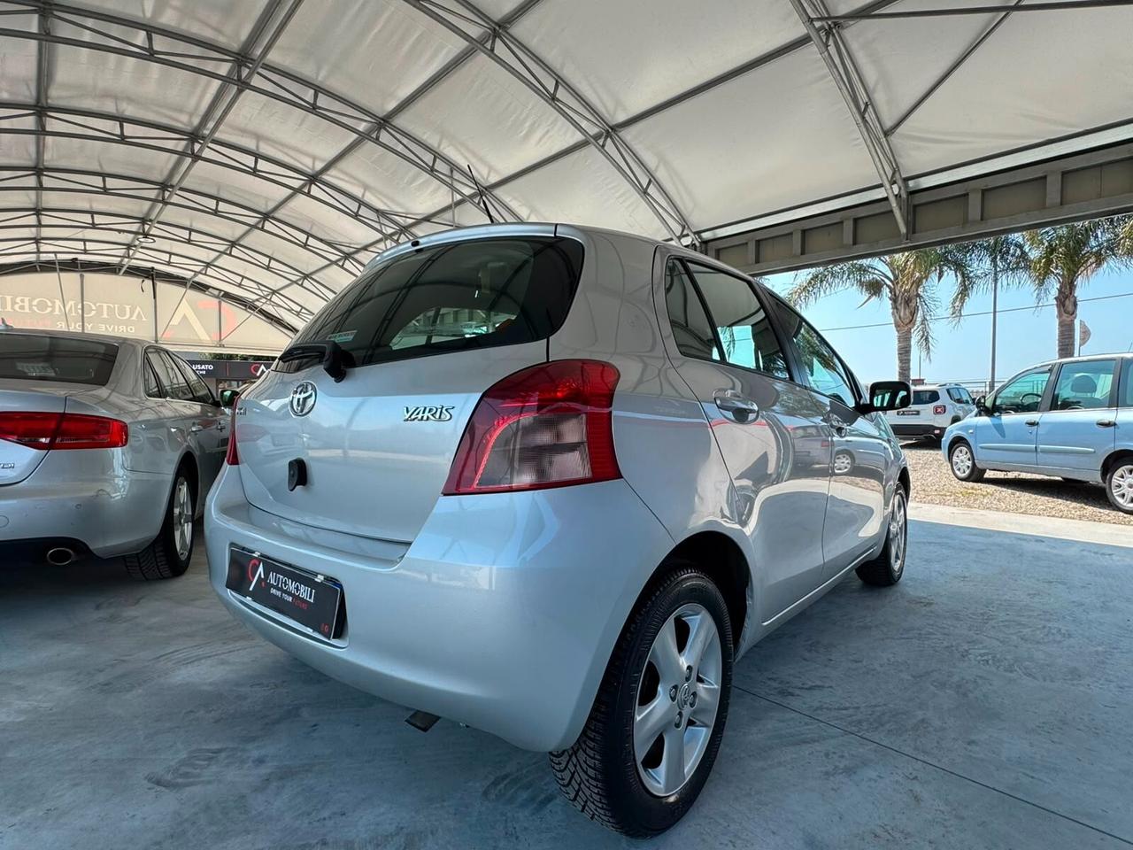 Toyota Yaris 1.4 D-4D 5 porte Sol