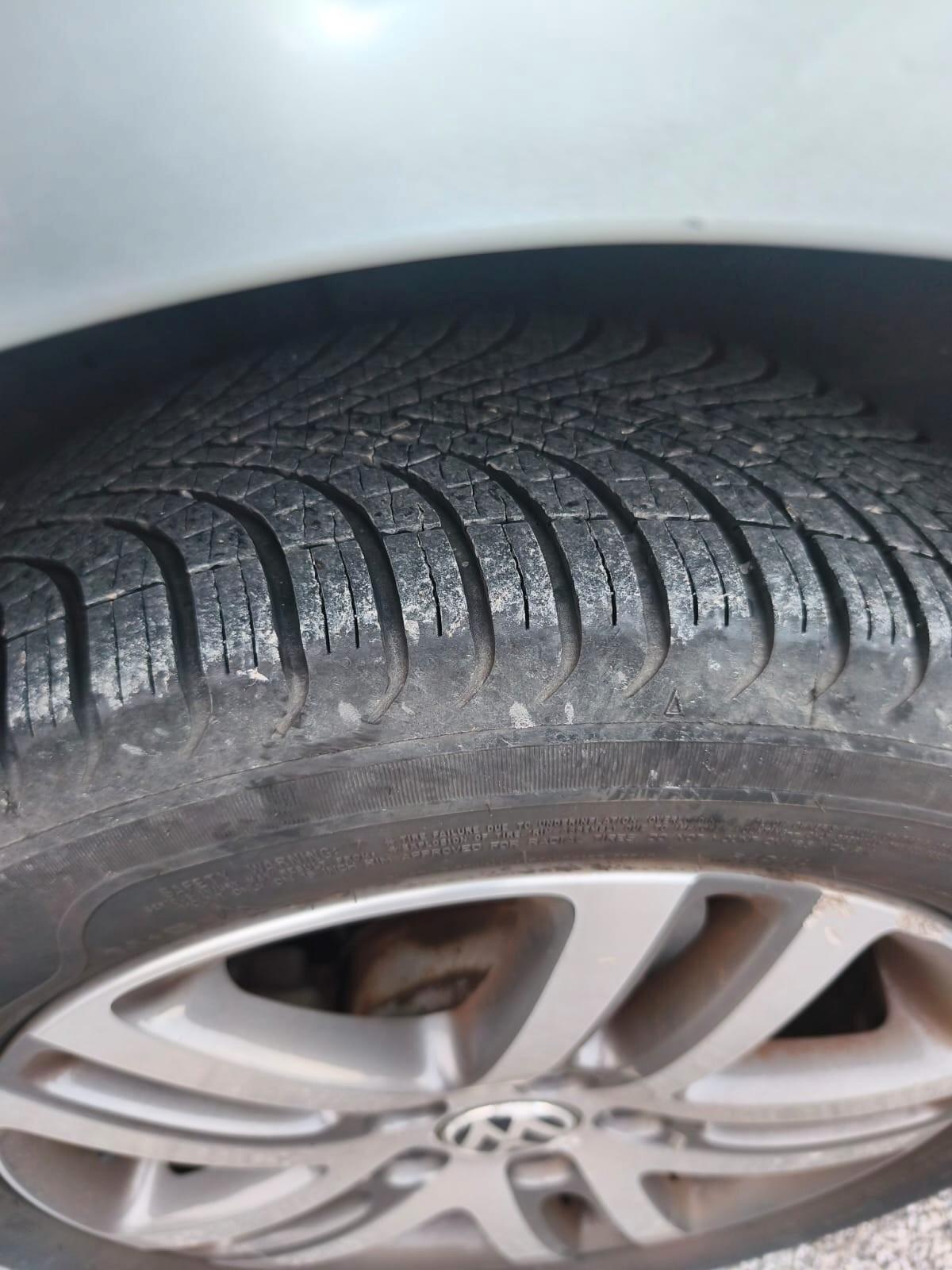 Vw Touran 2.0 H.line Metano Accetto Permute