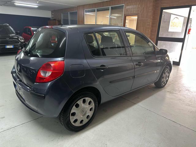 RENAULT Clio 1.2 16V 5 porte Dynamique