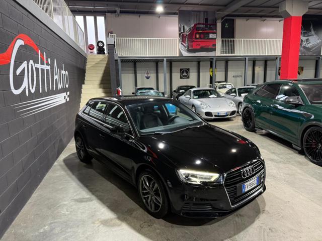 AUDI A3 NEOPATENTATI STRONIC UNICOPROPRIETARIO