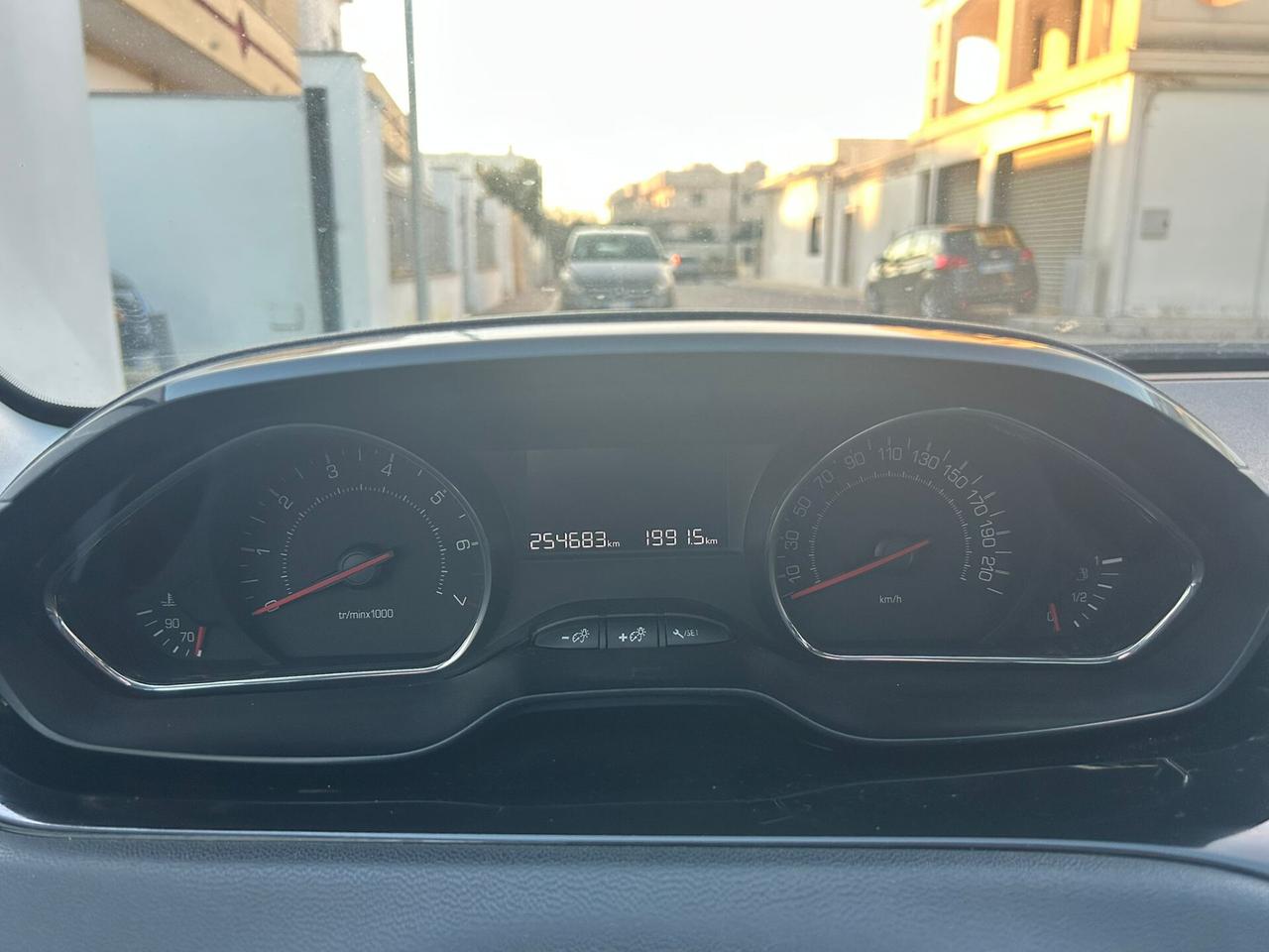 Peugeot 208 1.4 VTi 95 Cv GPL - 2014*Problemi al MOTORE