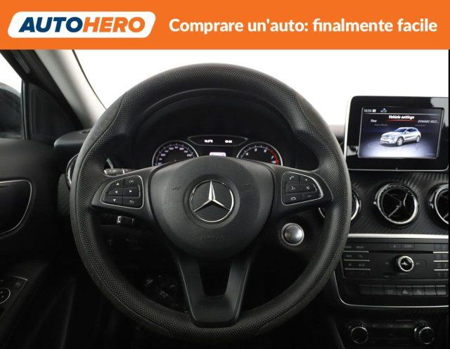 MERCEDES-BENZ GLA 200 Executive