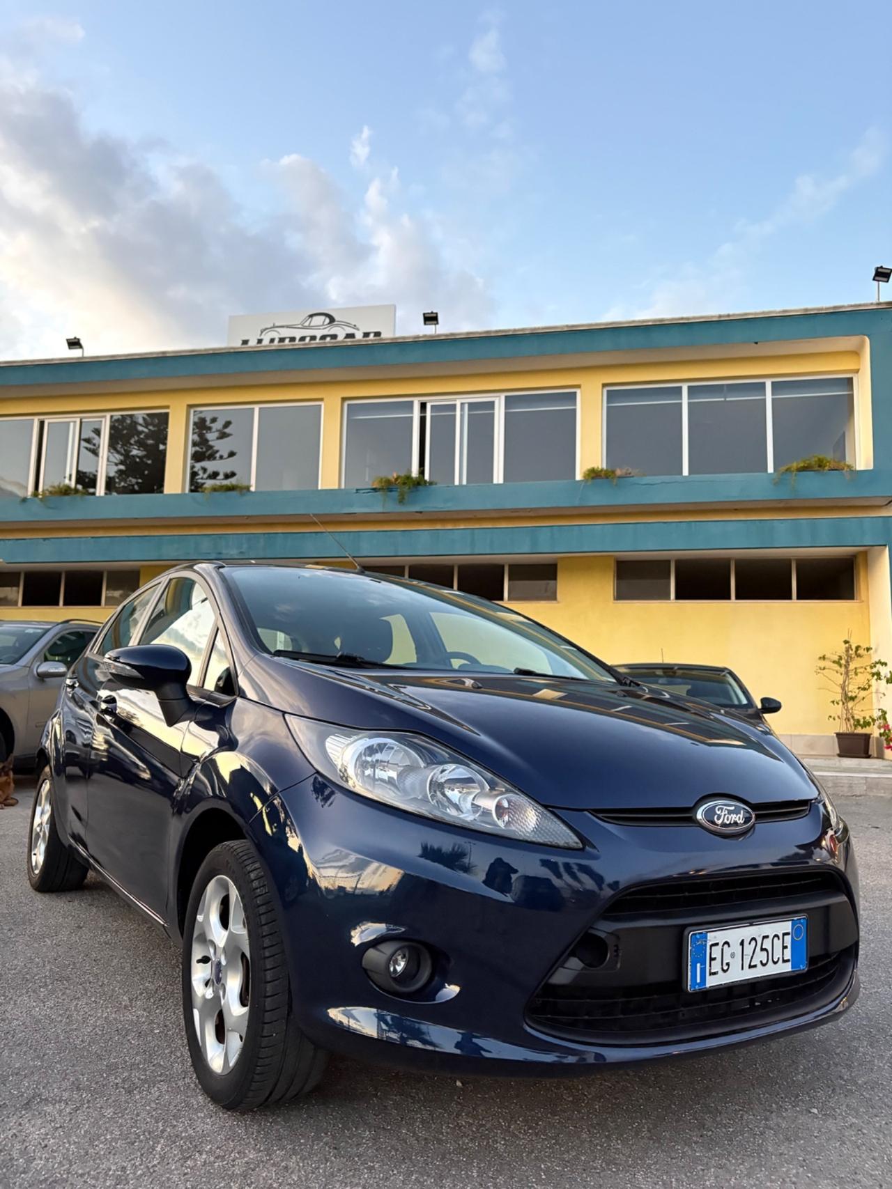 Ford Fiesta 1.4 TDCi 5p. Titanium