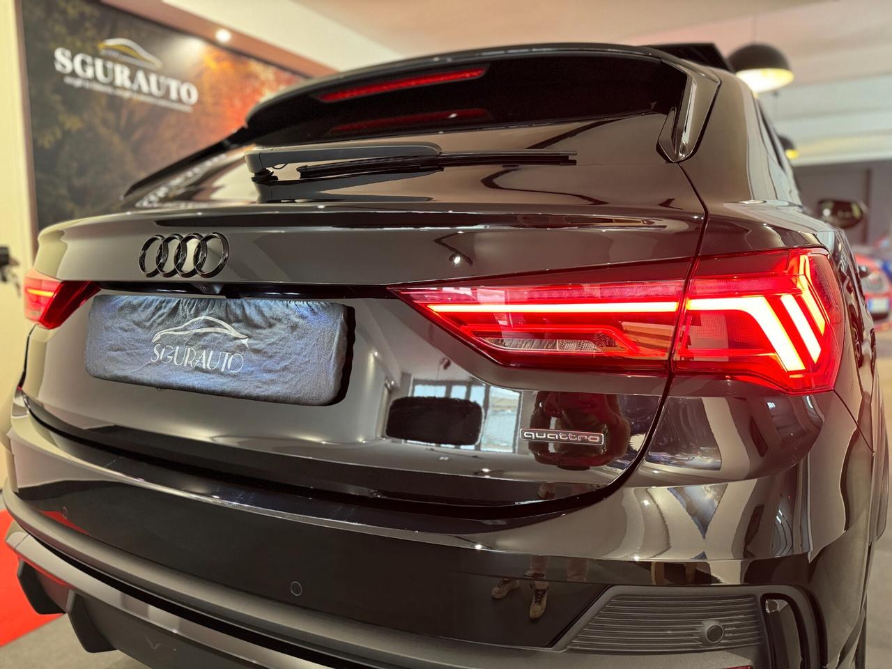 AUDI Q3 SPB 40 TDI QUATTRO IDENTITY BLACK 2022