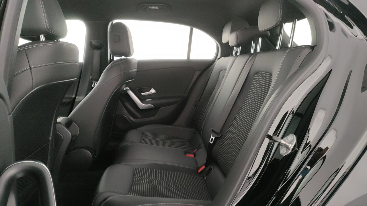 Mercedes-Benz A 180 d Sport auto
