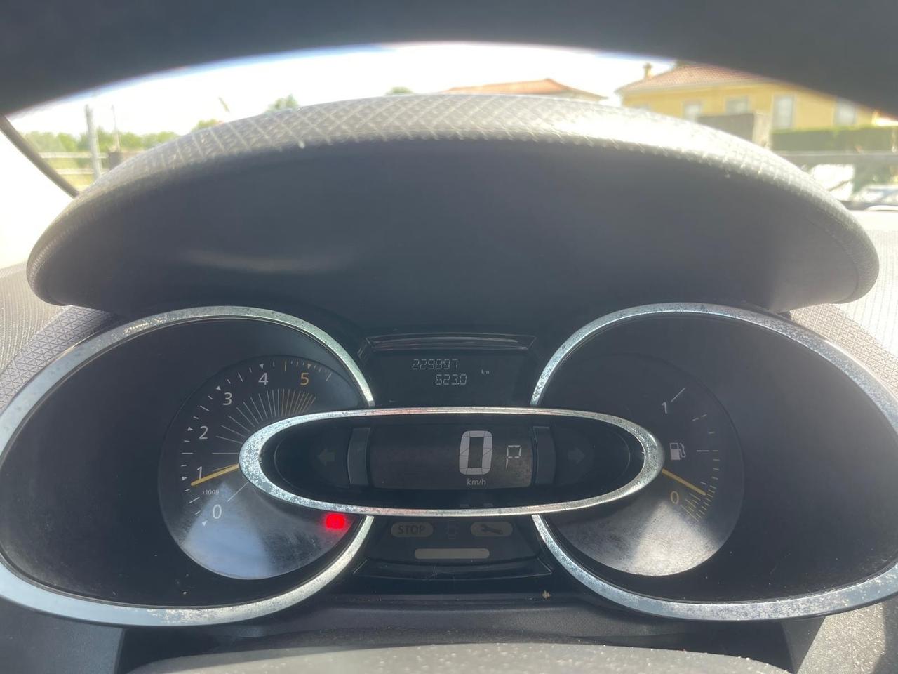 Renault Clio 1.5 dCi 8V 90CV EDC 5 porte Energy