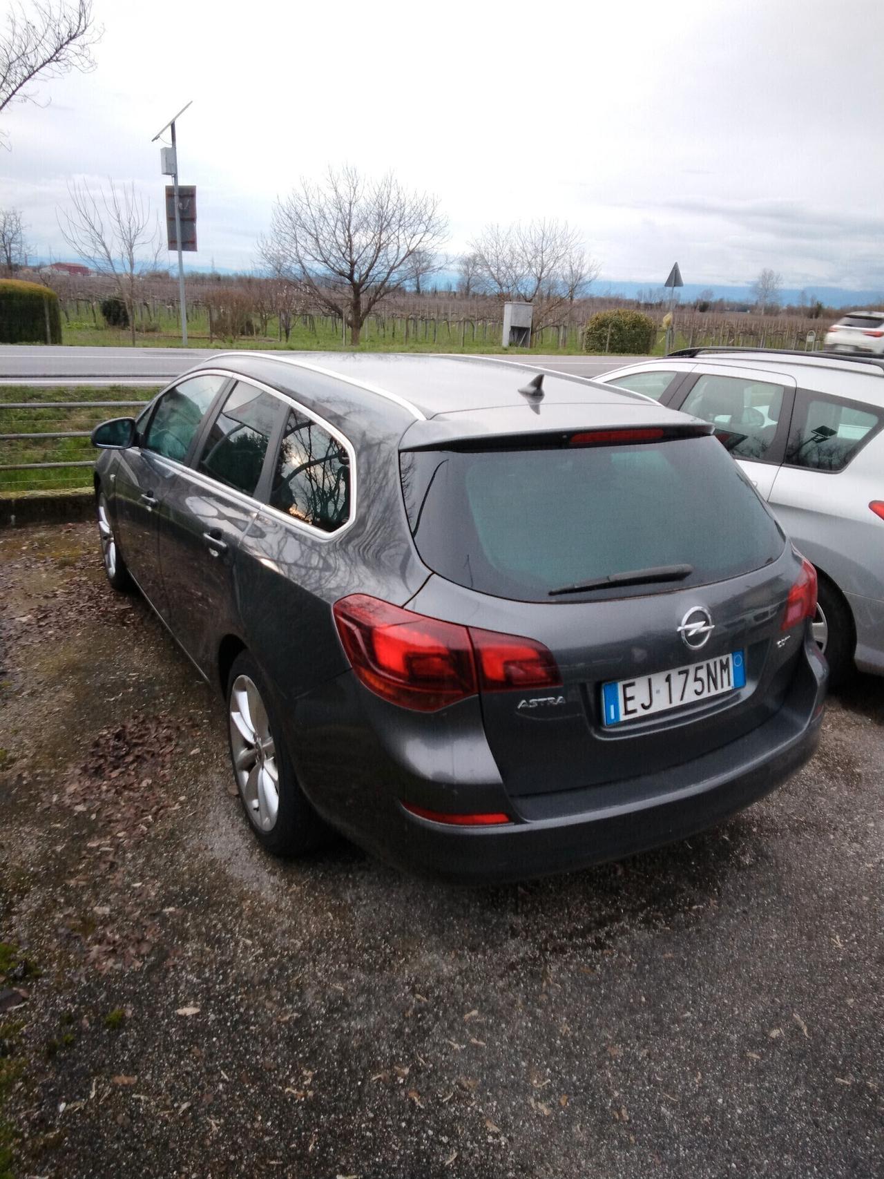 Opel Astra 1.7 CDTI 110CV Sports Tourer Elective