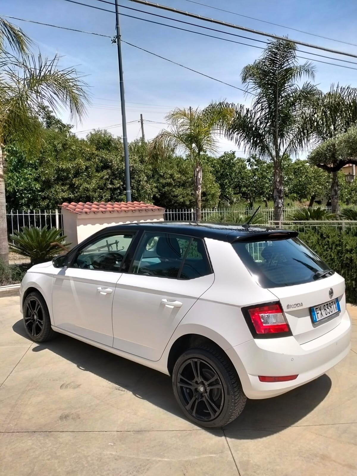 Skoda Fabia 1.0 MPI 75 CV Design Edition