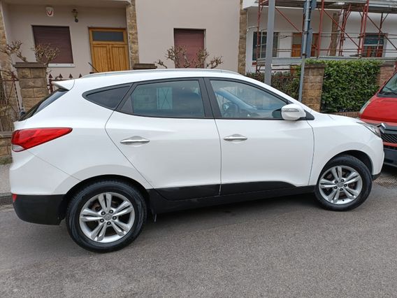 Hyundai iX35 1.7 CRDi 2WD Style unico prop. 121.000 km