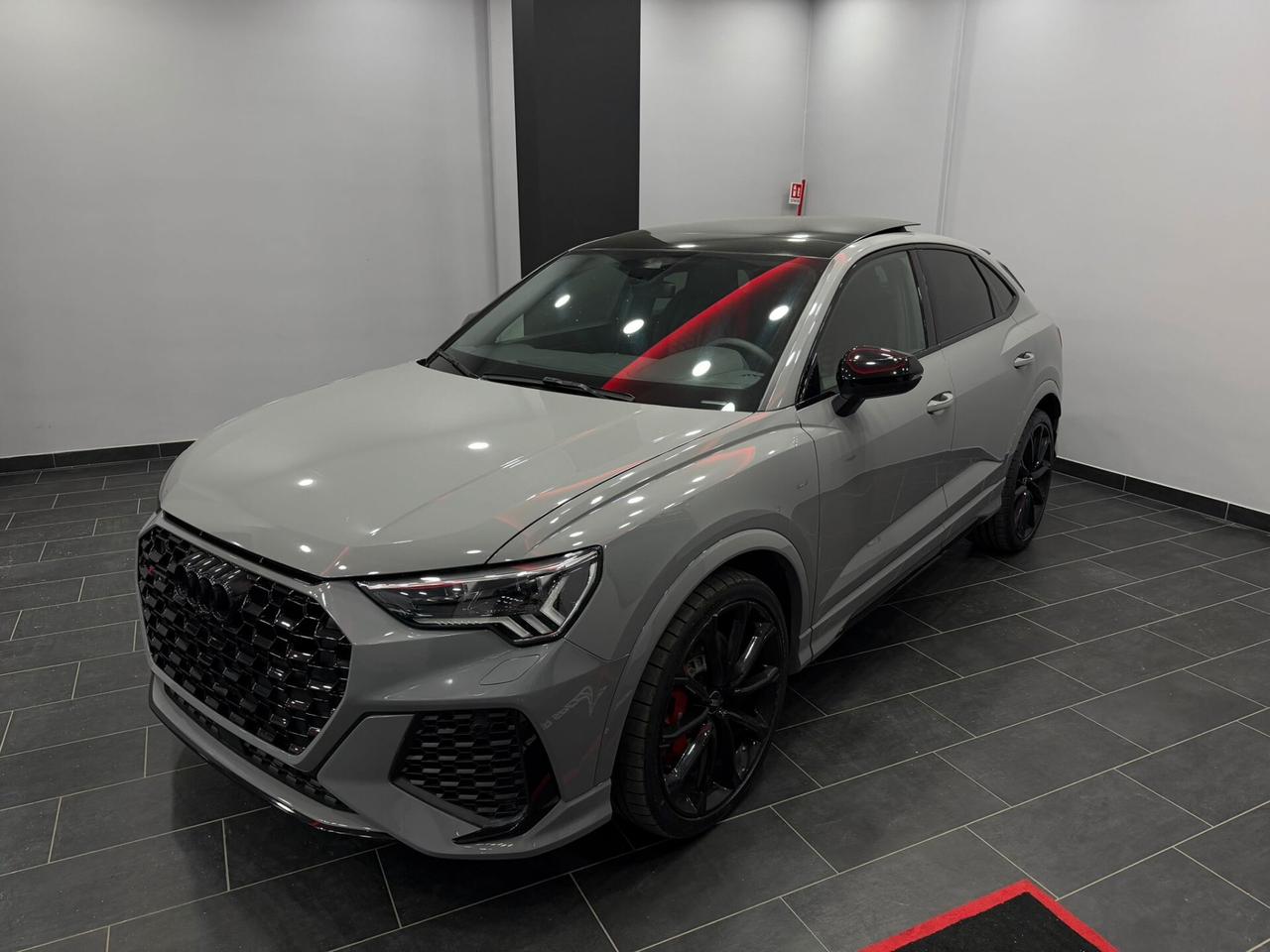 Audi Q3 RS SPB quattro S tronic
