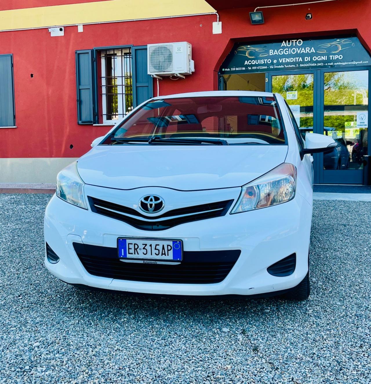Toyota Yaris 1.0 5 porte