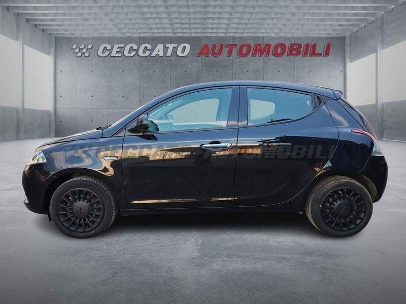 Lancia Ypsilon Ypsilon 1.0 firefly hybrid Silver s&s 70cv