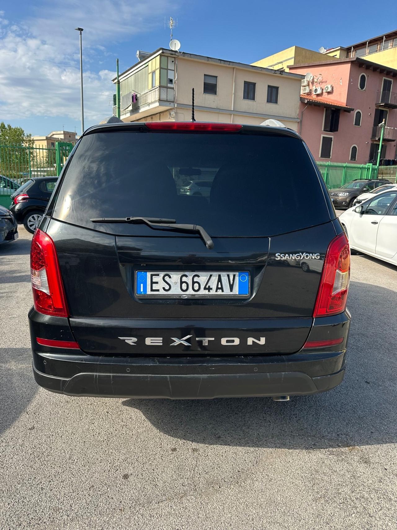 Ssangyong Rexton W 2.0 Xdi 4WD A/T Classy