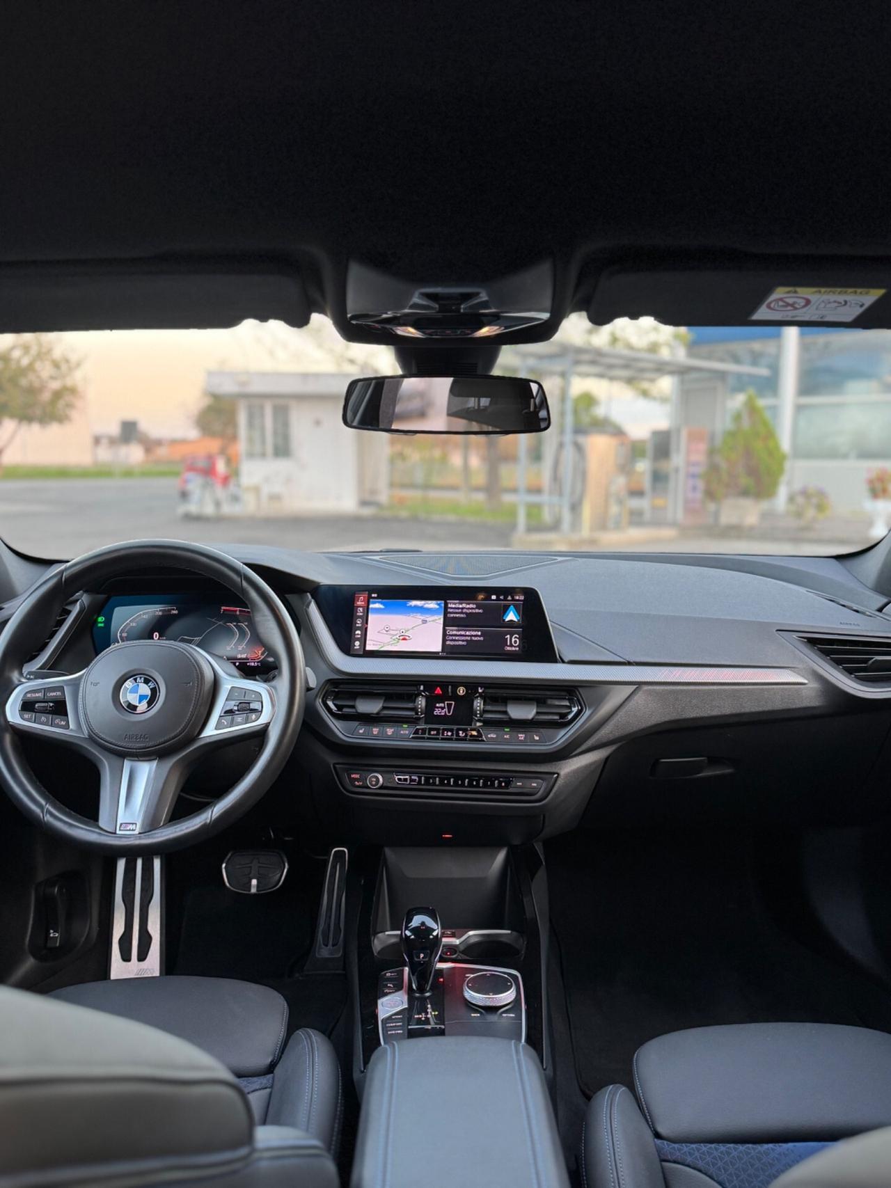 Bmw 118 118i 5p. Msport Automatic