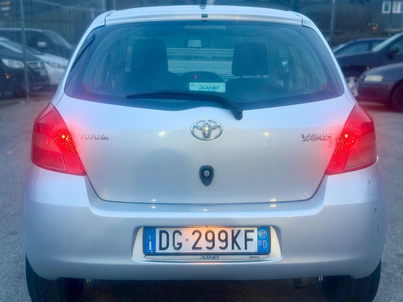 Toyota Yaris 1.3 5 porte