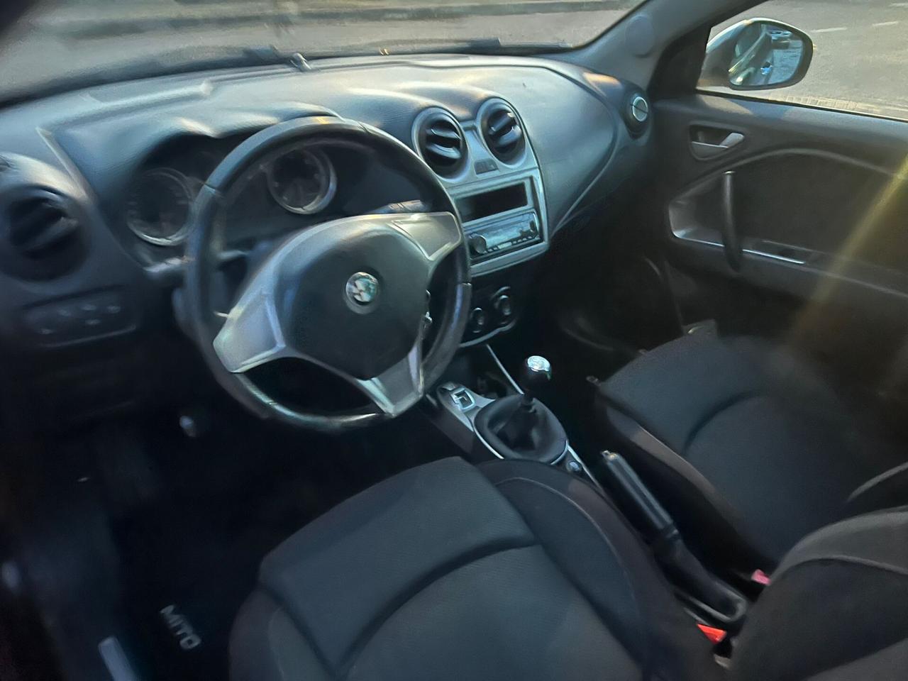 Alfa Romeo MiTo 1.6 JTDm-2 S&S Distinctive Sport Pack