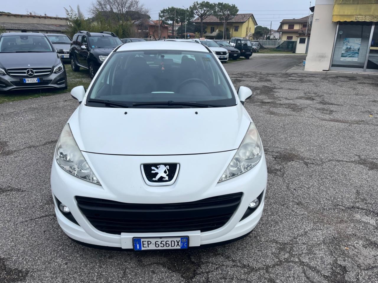 Peugeot 207 Plus 1.4 8V 75CV 5p. ECO GPL neopatentati