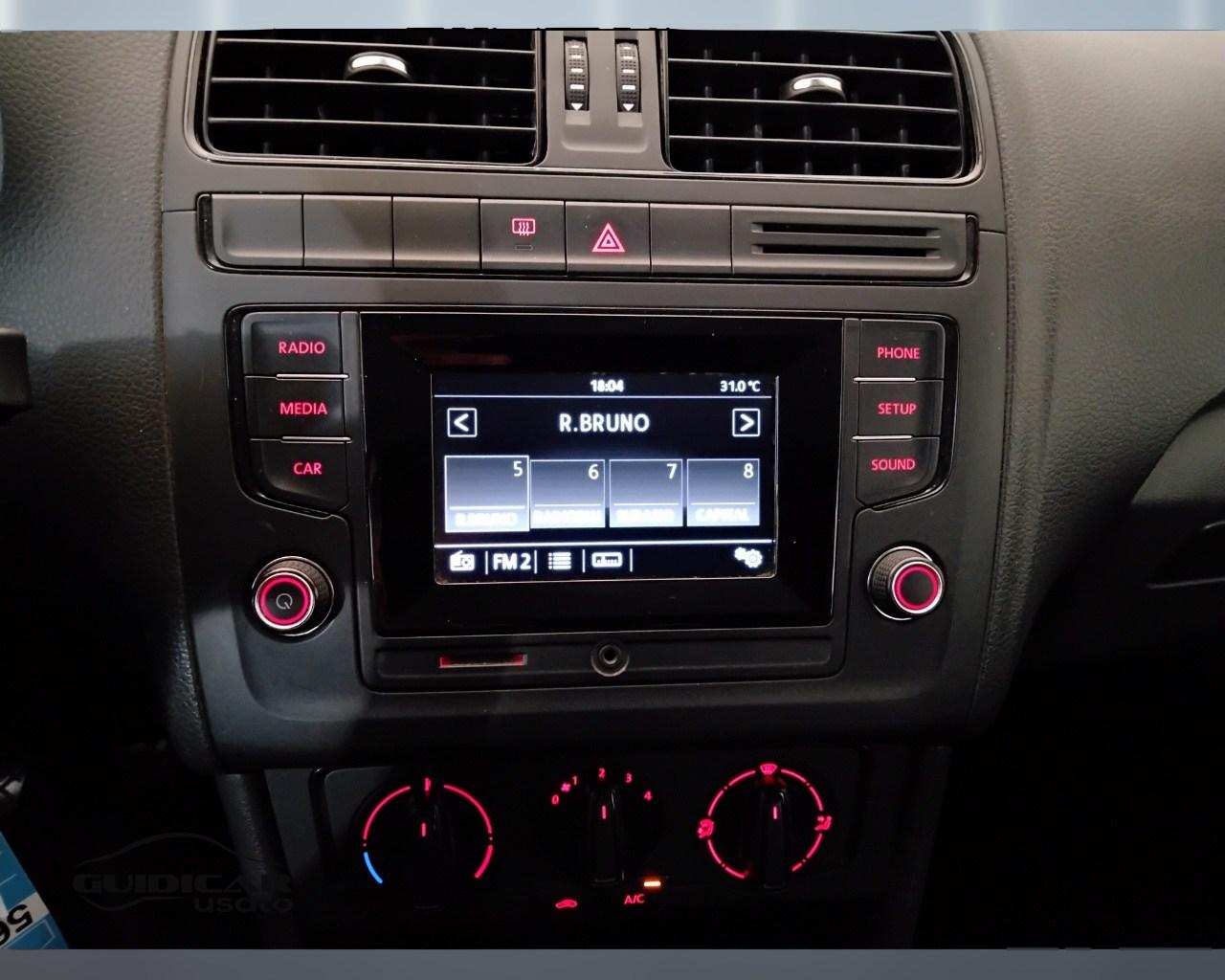 VOLKSWAGEN Polo V 2014 - Polo 5p 1.0 mpi Trendline 60cv