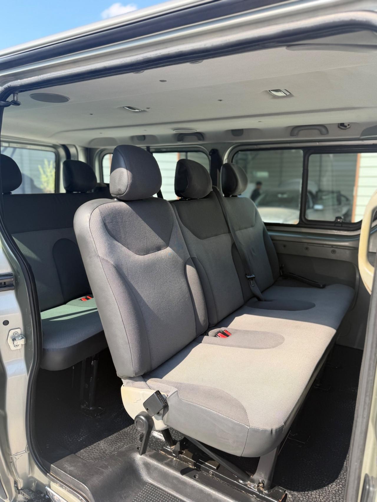 Renault Trafic T29 2.0 dCi/115 PC-TN Passenger Confort 9Posti
