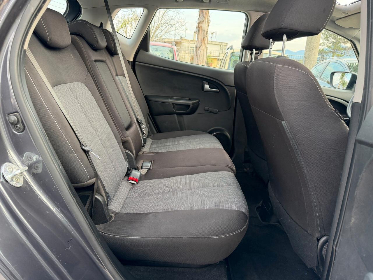 KIA VENGA ANNO 2013 1.4 DIESEL 90 CV