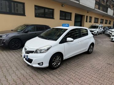 TOYOTA Yaris 1.3 5 porte Lounge