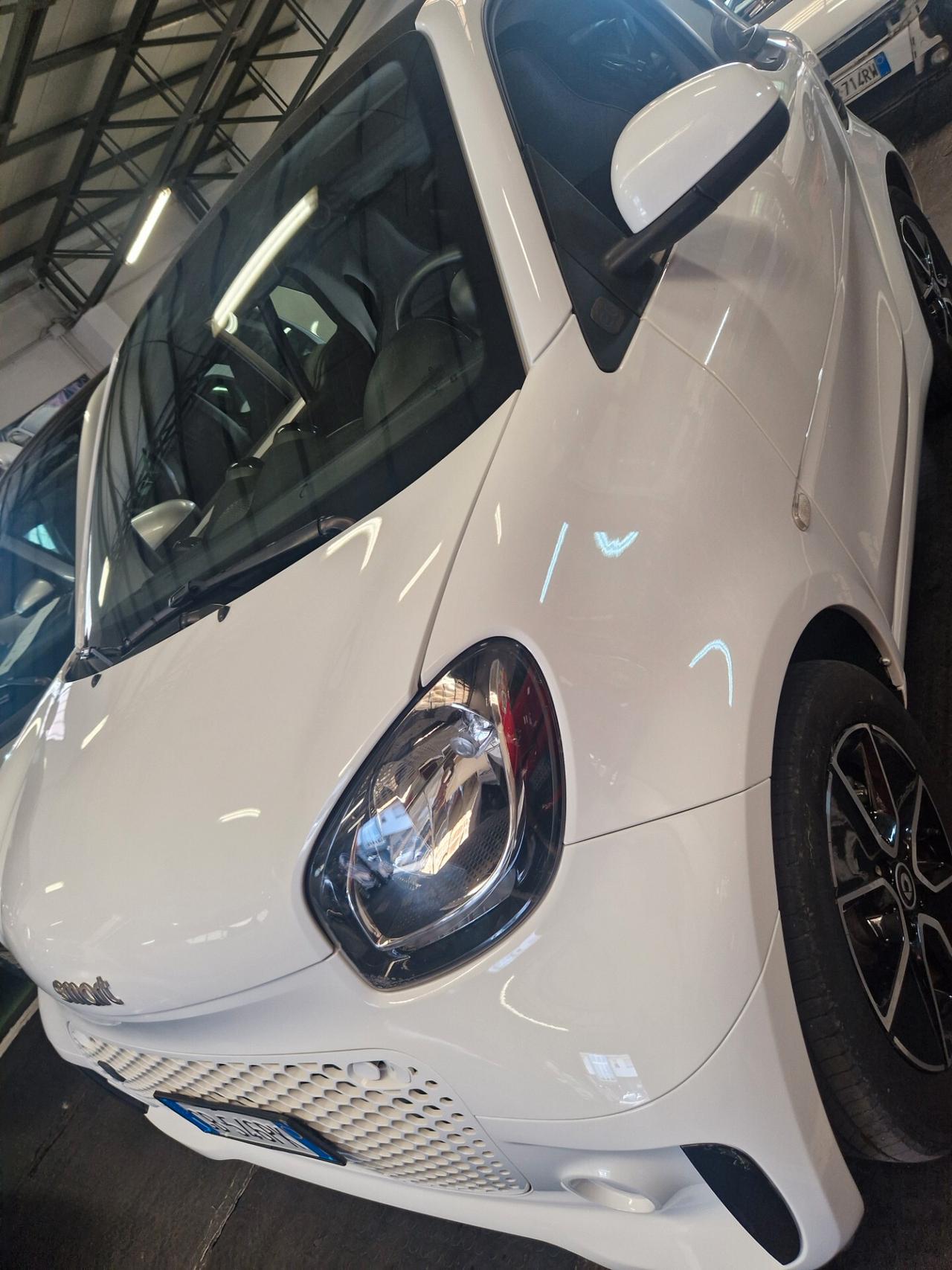 Smart ForTwo EQ full electric solo 32000km prezzo reale