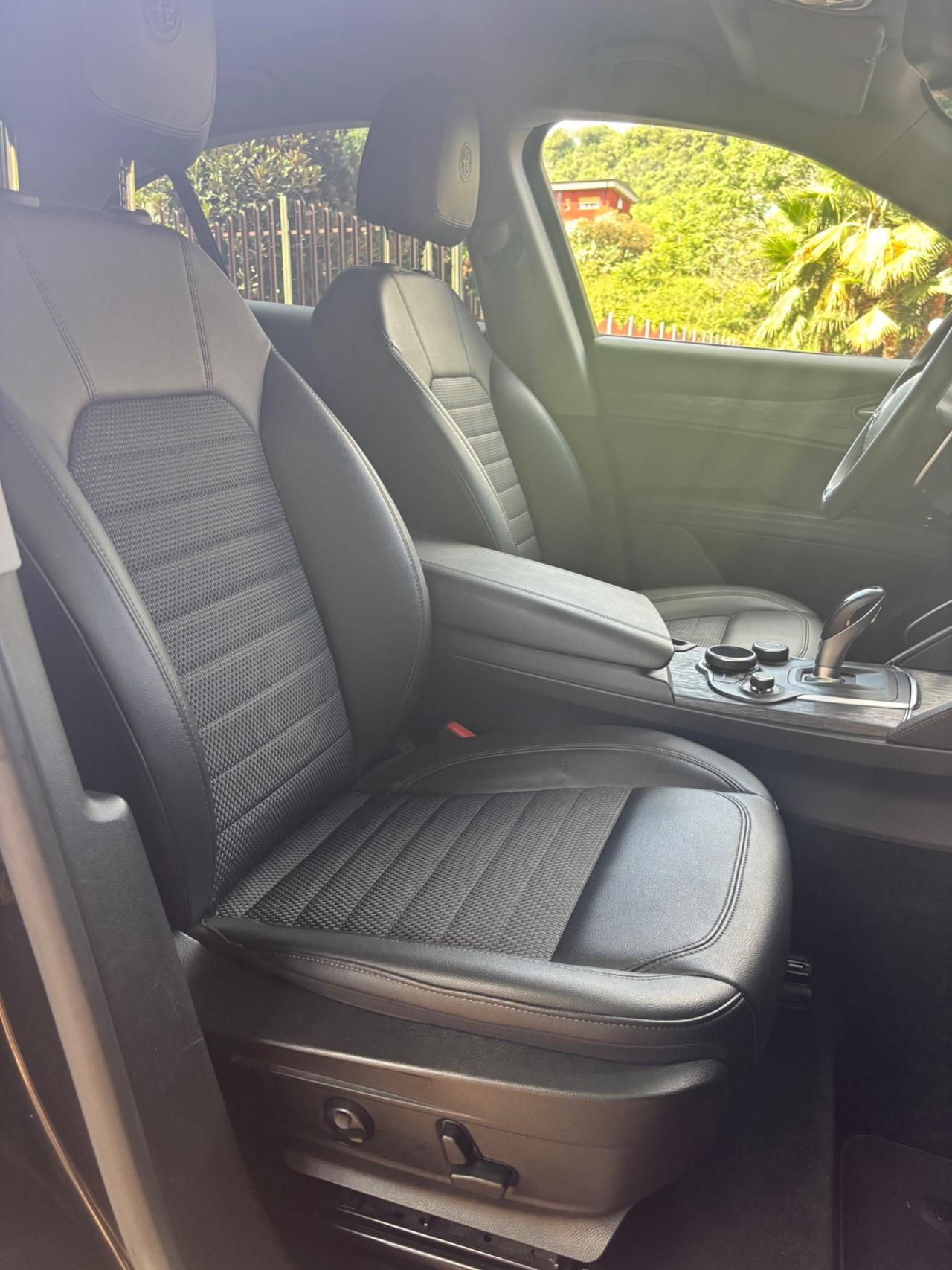 Alfa Romeo Stelvio 2.2 190 CV Executive 12/2019