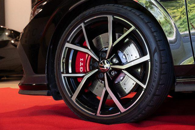 VOLKSWAGEN Golf R 2.0 TSI GTI.CLUBSPORT 300 CV DSG.AKRAPOVIC.PERFOR
