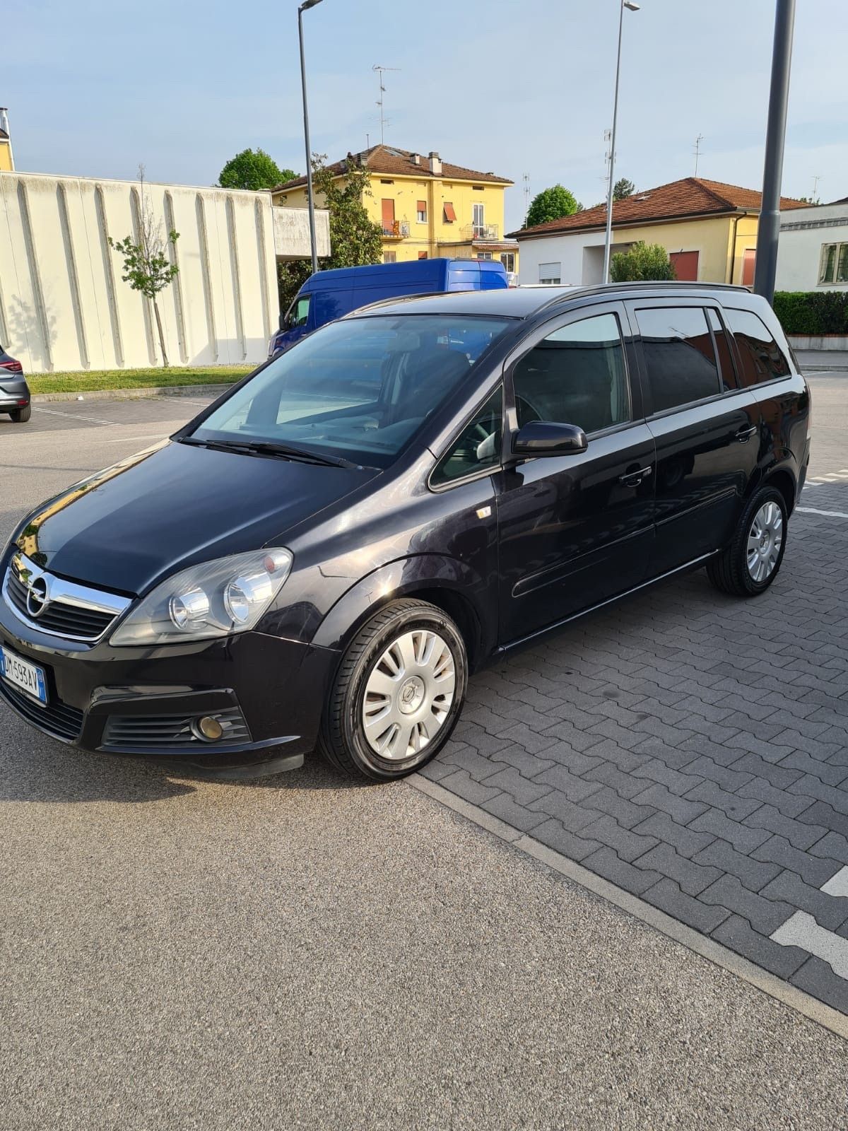 Opel Zafira 1.6 16V ecoM 94CV Cosmo 7 posti