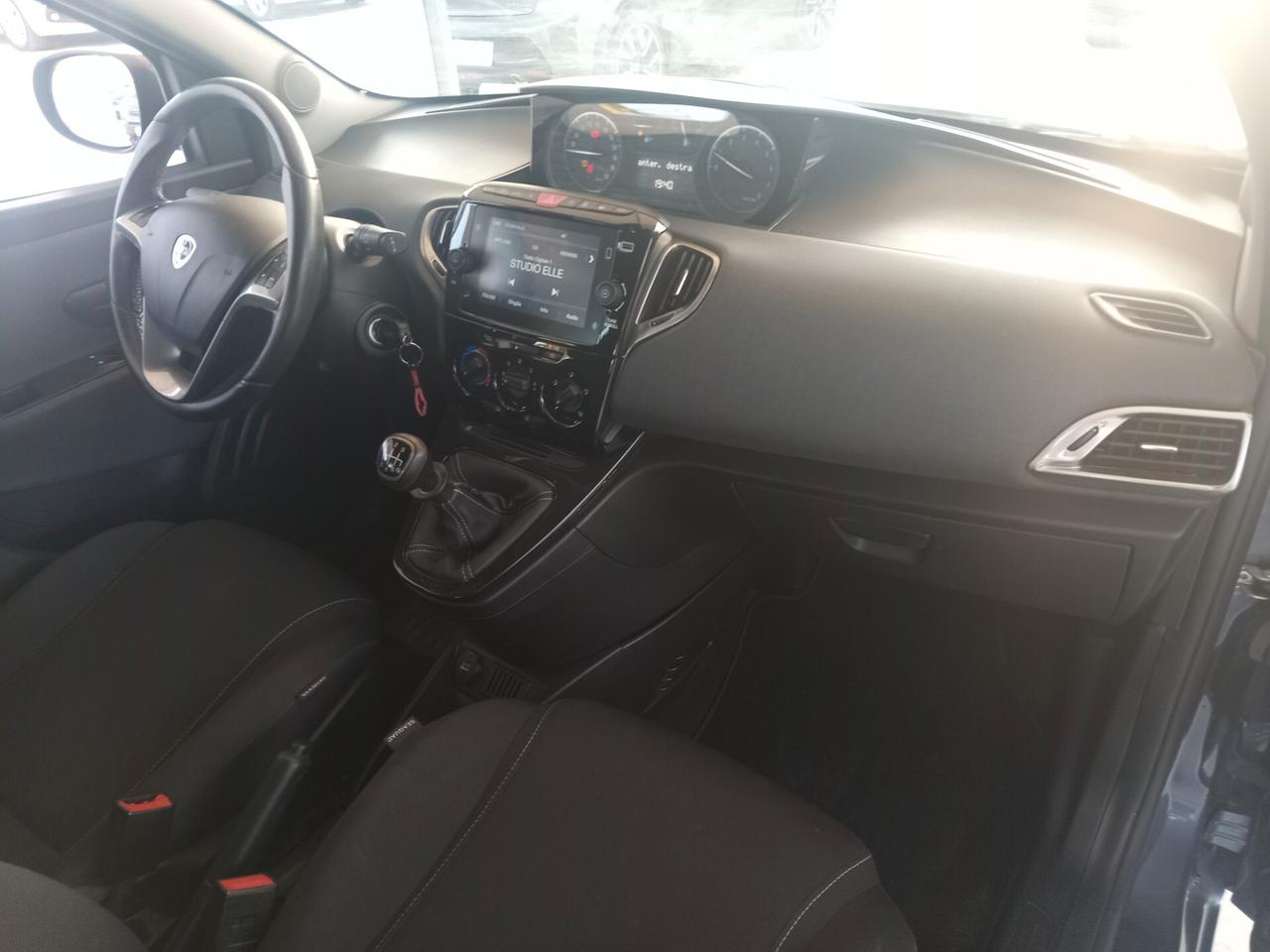 Ypsilon 1.0 C.V 70 Fire Hybrid IL TOP PERFETTA QUAL PROVA