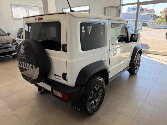 SUZUKI Jimny 1.5 5MT Top
