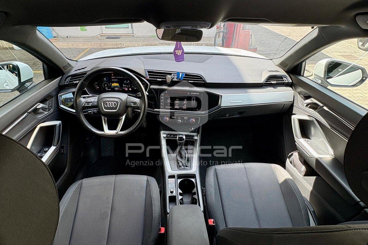 AUDI Q3 45 TFSI e S tronic S line edition