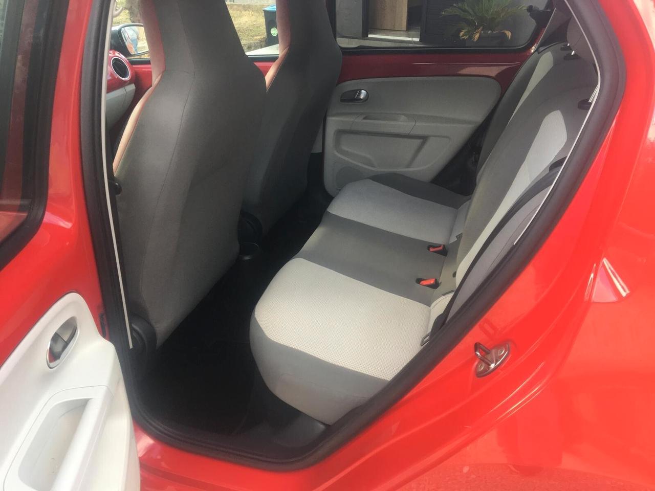 Volkswagen up! 1.0 5p. move