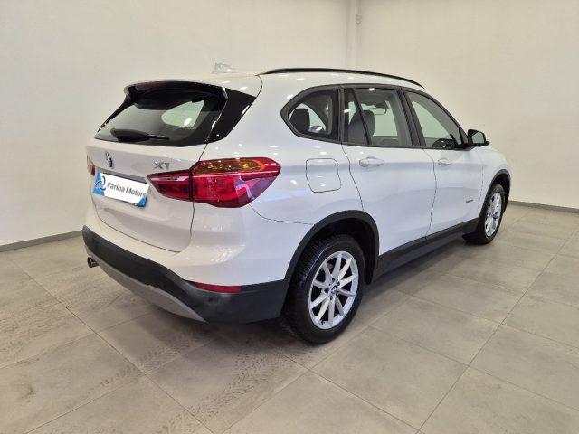 BMW X1 sDrive18d Advantage - Cruise/Lim - Bluetooth