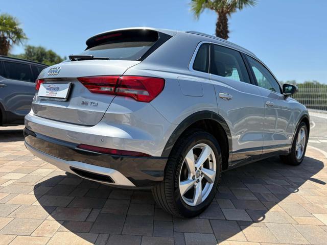 AUDI Q3 35 TDI S tronic Business Advanced *NEW MODEL*