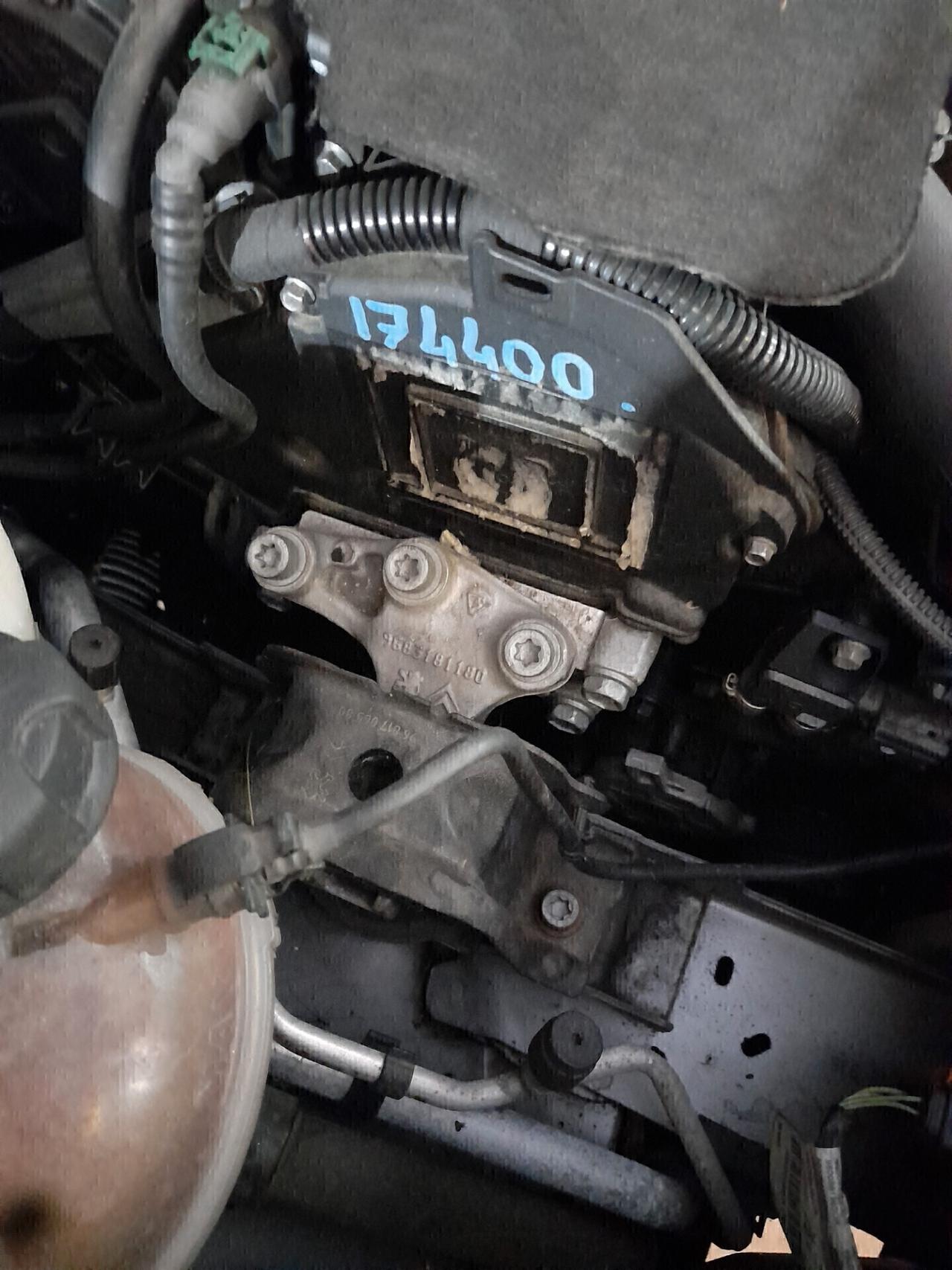 Peugeot 2008 1.6 e-HDi 92 CV Stop&Start Allure