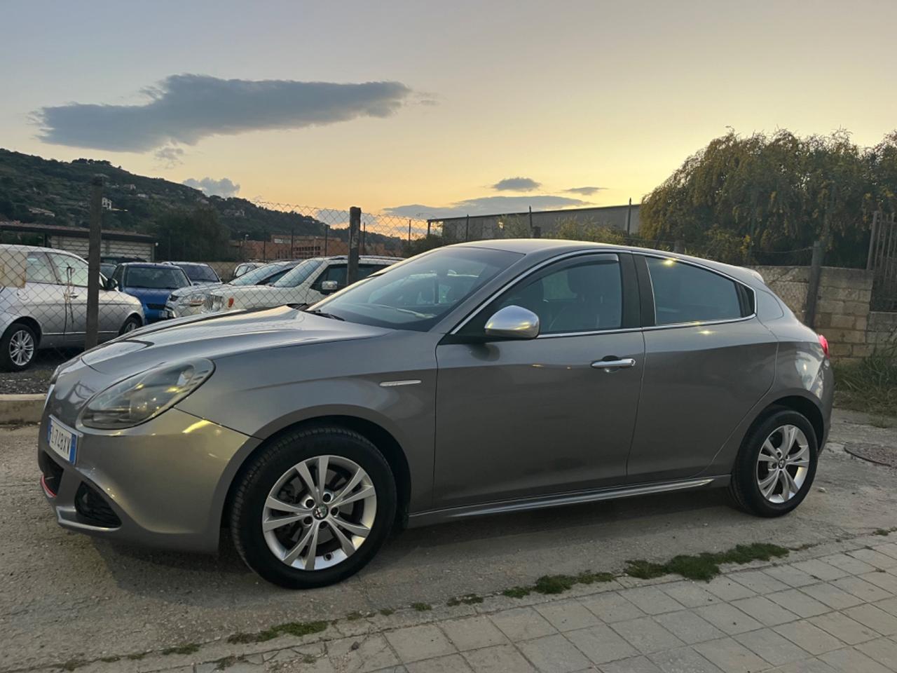 Alfa Romeo Giulietta 2.0JTDm-2 105 CV Exclusive