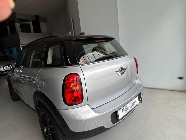 Mini Cooper D Countryman 2.0 Business Automatica