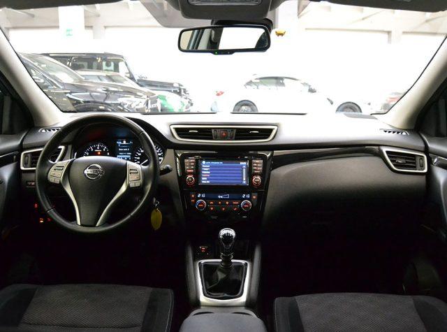 NISSAN Qashqai 1.2 DIG-T Tekna Navigatore Ok Neopatentati