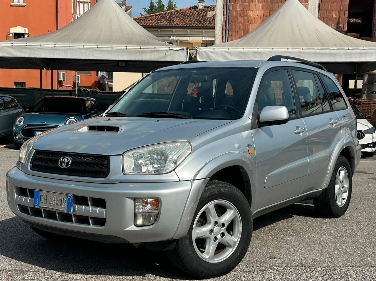 Toyota RAV 4 2.0 Tdi D-4D cat 5 porte Sol
